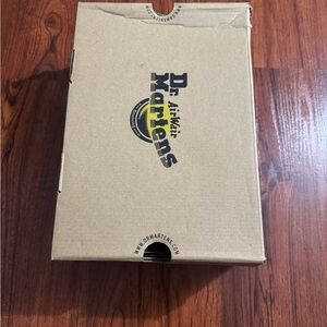 Dr. Martens  1460 Black Patent Lamper Croc Emboss Sz 8